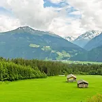In Hollerbach Near Kitzbuehel Lift Apartment *