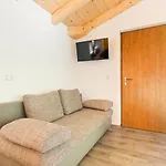 Apartment In Hollerbach Near Kitzbuehel Lift Hollersbach im Pinzgau