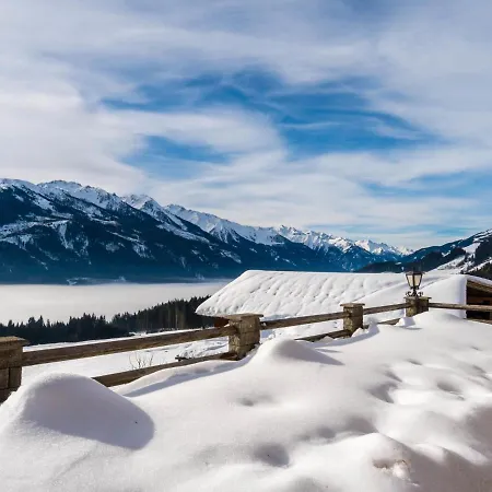 In Hollerbach Near Kitzbuehel Lift Apartament